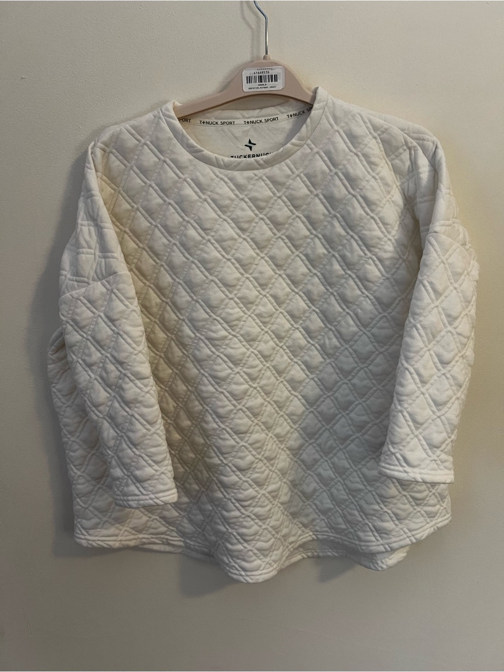 Tuckernuck White Quilted Crewneck Sweatshirt, size medium/large